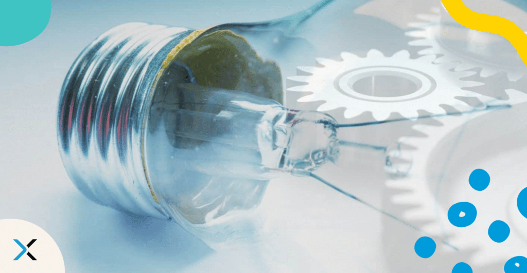 A light bulb and gears symbolize the importance of creating easily readable content.