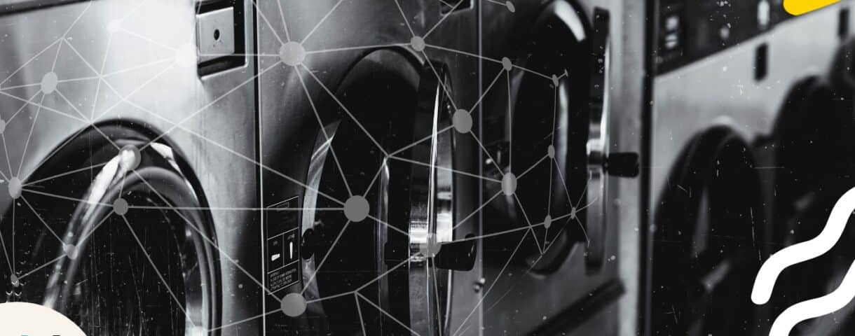 Ein Bild von Waschmaschinen, kombiniert mit neuronalen Netzen, symbolisiert AI-Washing.