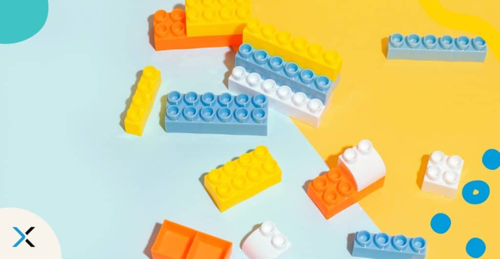 Building blocks symbolize modular content in a CCMS.